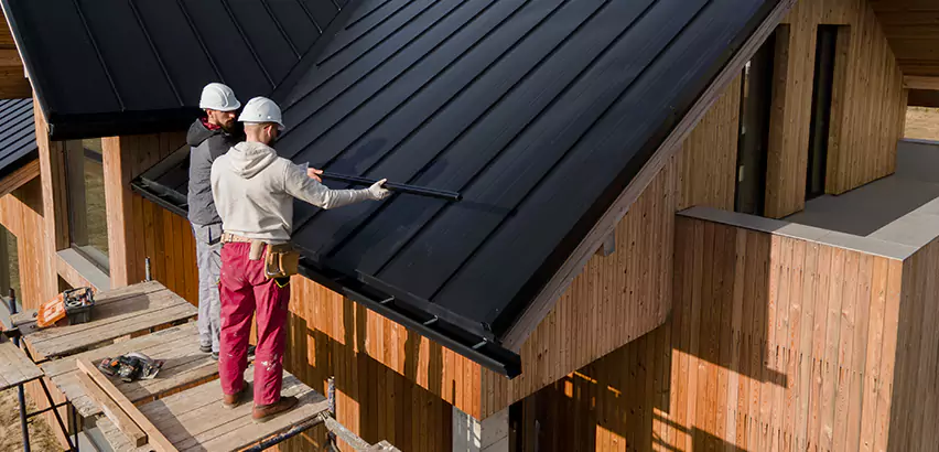 Metal Roof Maintenance in Cicero