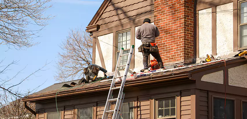 Roof Siding Trim Repair in Cicero
